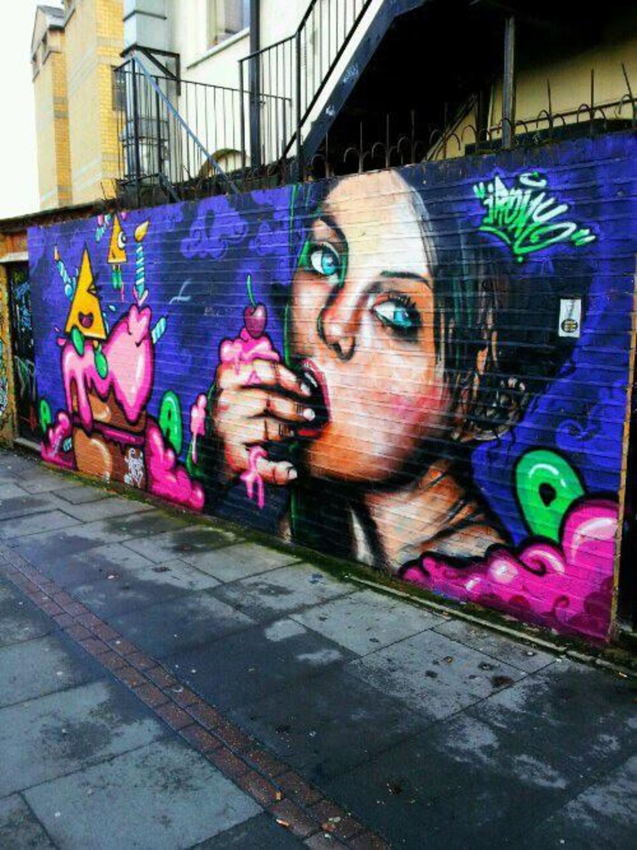 “@Pitchuskita: Artista & Irony 
Pedley Street

#streetart #art #graffiti #mural http://t.co/C3r63sVuCR”