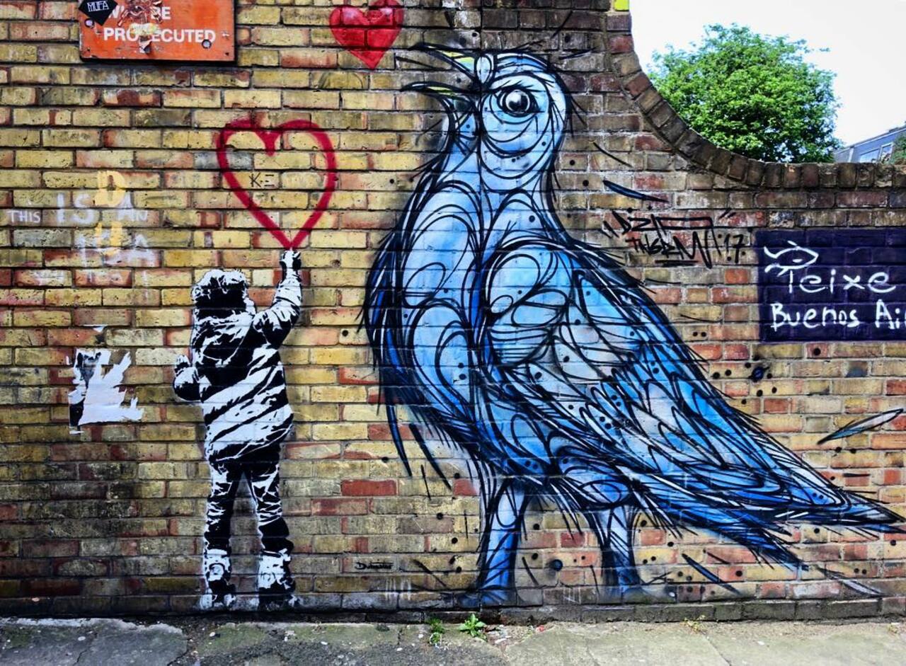 Lovely Mural Art by @ dzia in Camden Town, London  #art #streetart #muralart #graffiti #wallart #urbanart #londonart #streetphotography #streetart #wallpainting #London #streetartlondon #artistsnartlovers https://t.co/jLkV4cyBxb