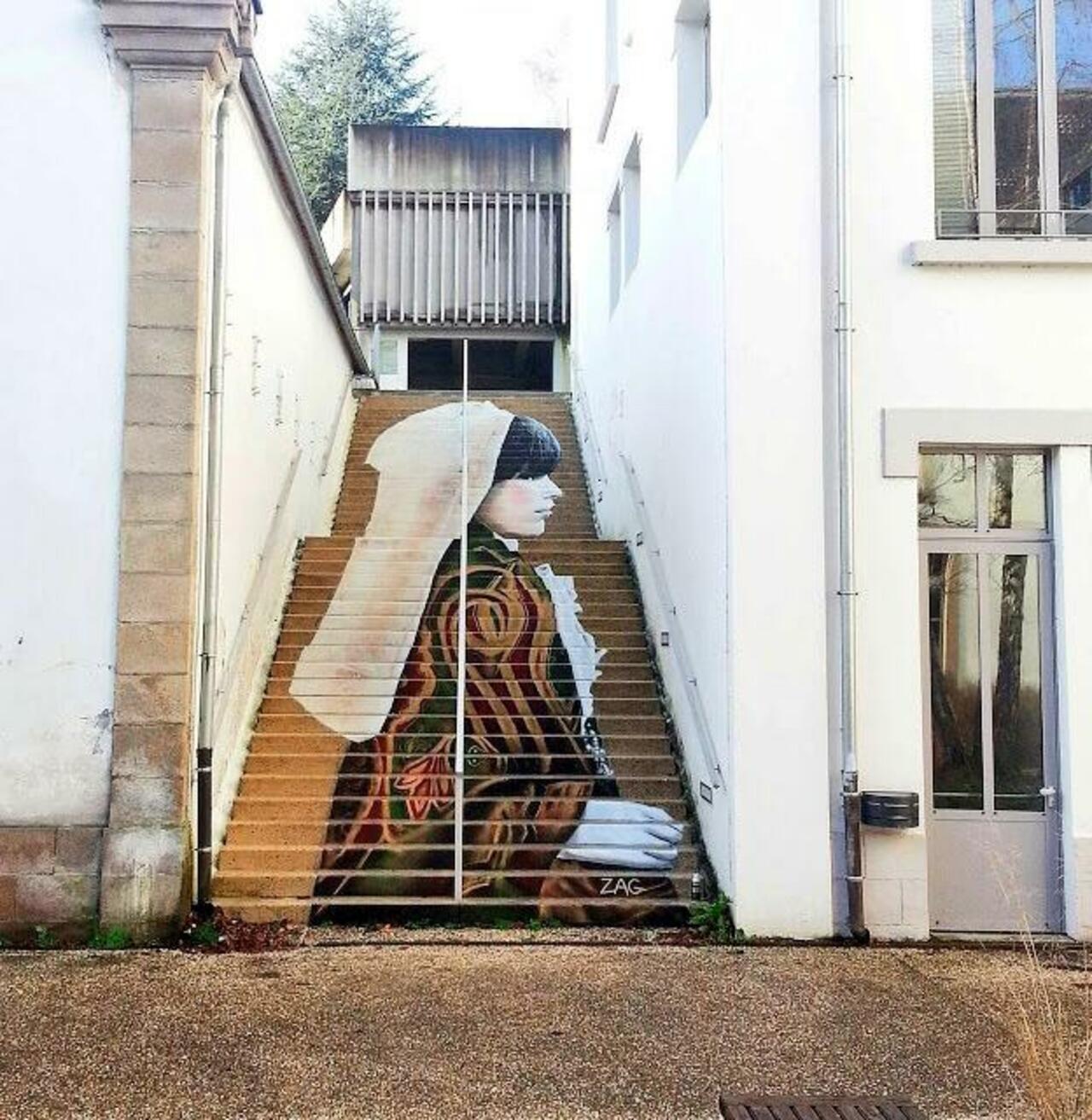 “@Pitchuskita: ZAG 
Morlaix, France

#streetart #art #graffiti http://t.co/iPZoiPgK2b” that's fantastic