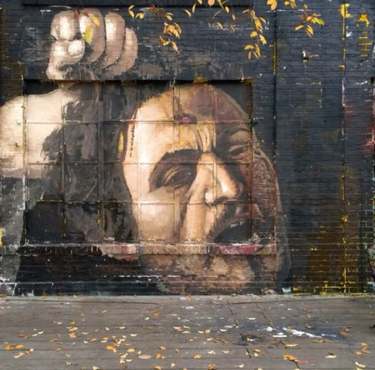Artist #Alanizart new Street Art 'David & Goliath' for Urban Spree in Berlin 

#art #streetart http://t.co/PoKhI3C06D