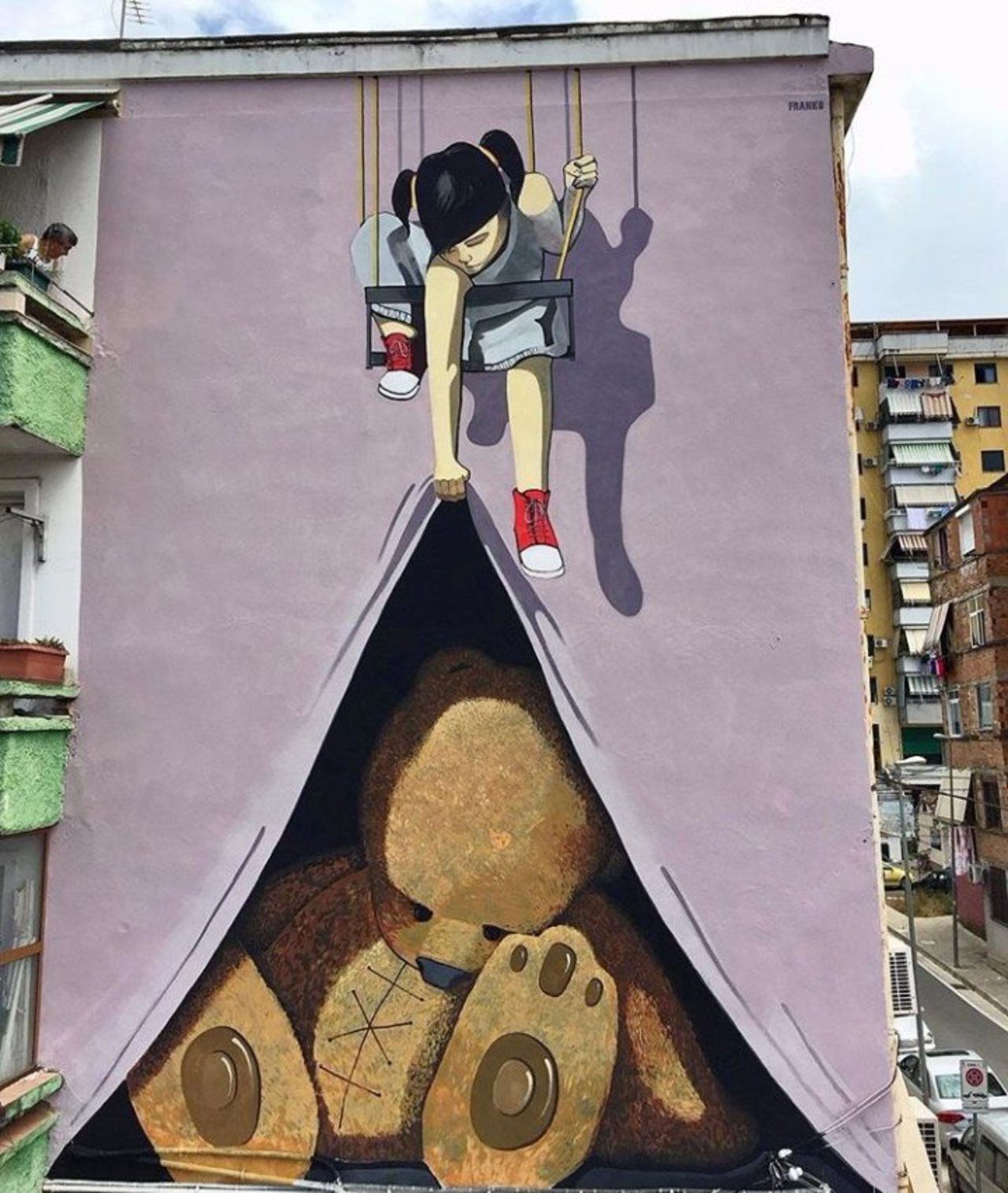 .        Street Teddy... .   #streetart #graffiti #mural https://t.co/FqQT7LN76P