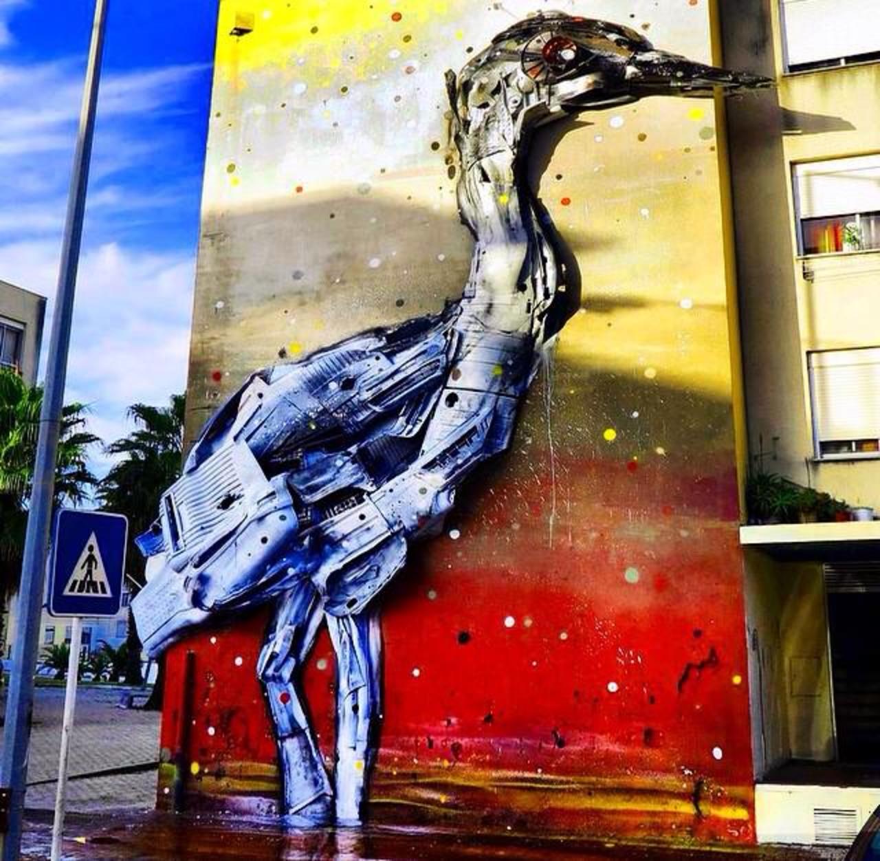 “@MookiePasMakake : 'Grey Heron' 
Bordalo II new Street Art installation in Loures, Portugal 

#art #streetart http://t.co/Uy7o5k9O64”
