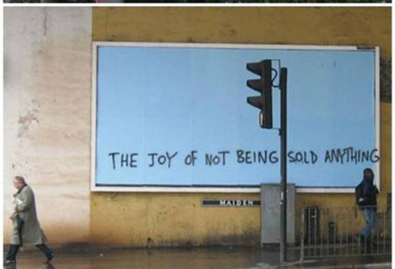 #BlackFriday = #Consumerism Day - Wouldn't it be nice to always have this joy... -#SayNO #StreetArt #graffiti #art http://t.co/ph4DGnDeJ1