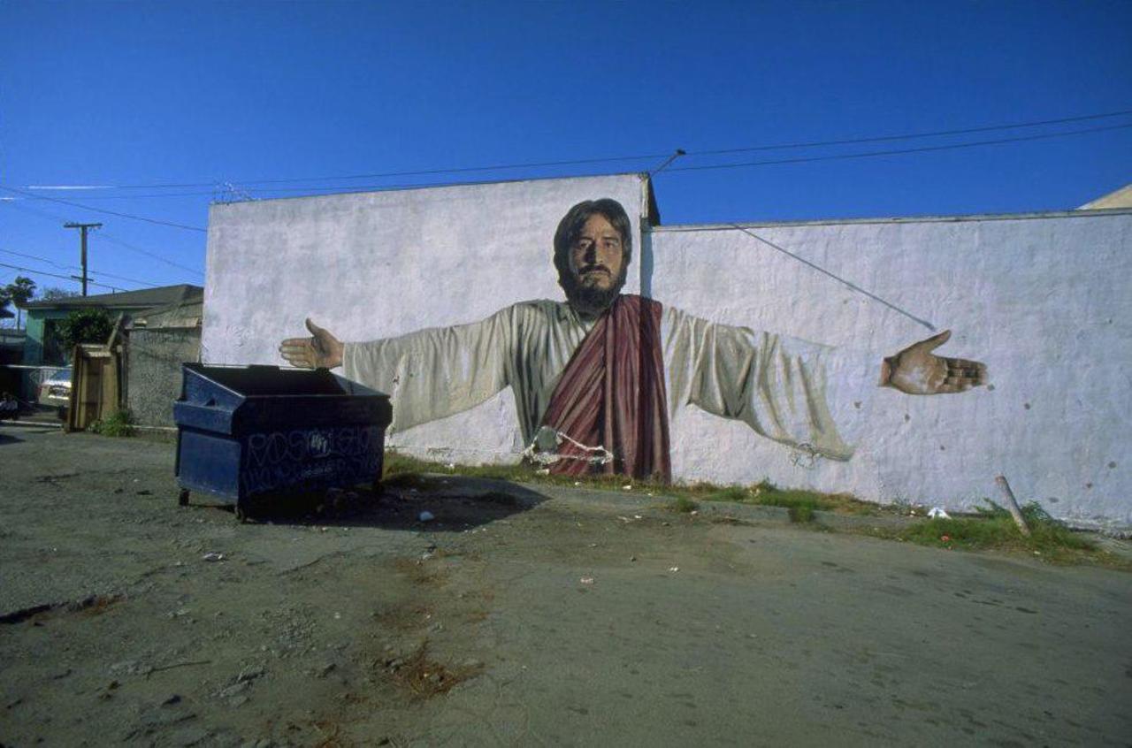 REPOST FRIDAY: Jesus (#StreetArt) can usually be spotted here on Sundays- #jesus #graffiti #mural #art http://t.co/7xD9viDzrM
