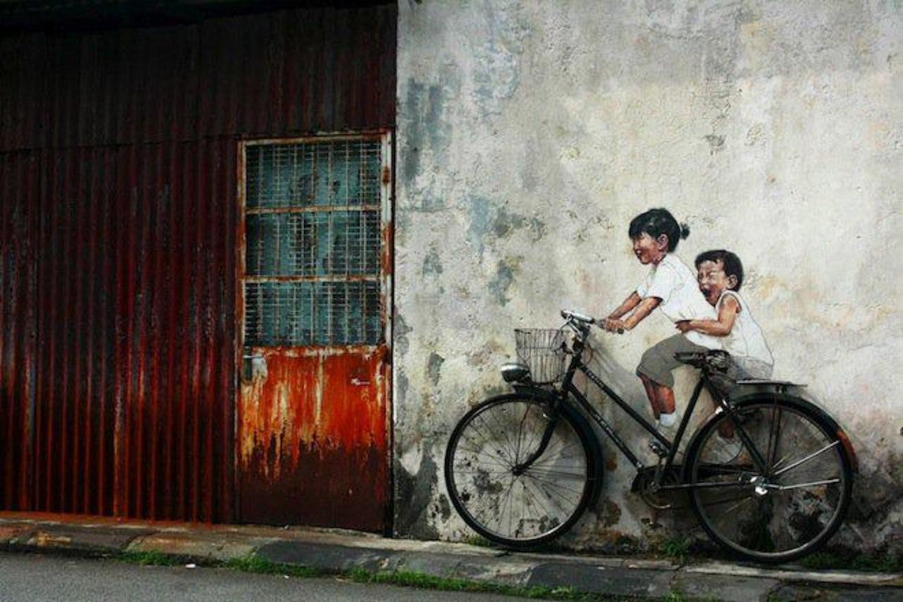 #streetart #art
Bicycle – In Penang, Malaysia 
By Ernest Zacharevic.Â In Penang, Malaysia. Photo by Simstravel. http://t.co/m2PU2SoKq5