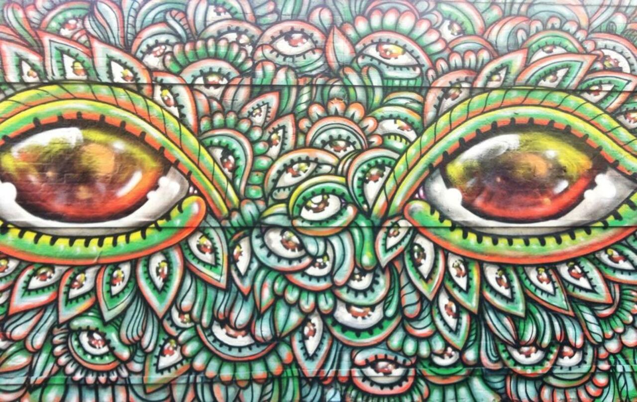 Eye Eye @amarapordios' superb new work on Sclater Street 

#art #streetart #graffiti @SclaterStStall @ShoreditchGraf http://t.co/I4HZ4L19Jw
