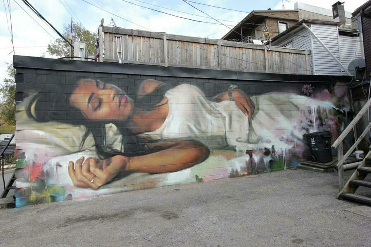 Artista: Young Jarus 
Canadá
#art #streetart #mural #graffiti http://t.co/mtoNToSEN4
