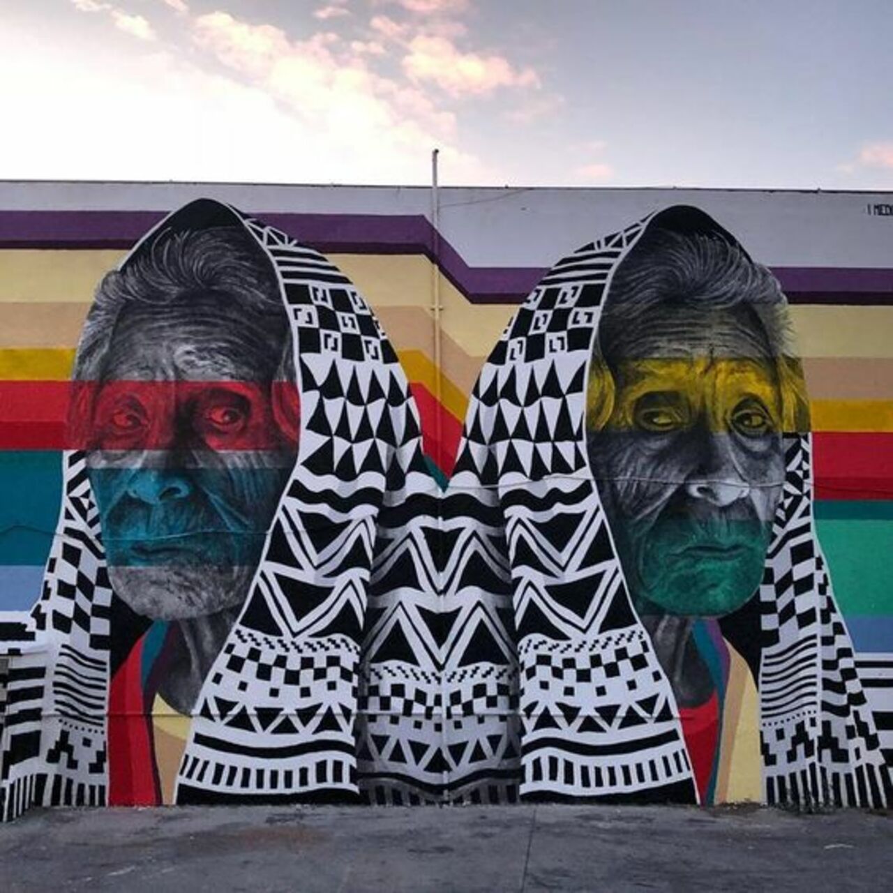 ... and wrinkles that tell stories. Art by Medianeras in Ciudad de San Juan, Argentina #StreetArt #Art #Wrinkles #Stories #Graffiti #Mural #UrbanArt #CiudadDeSanJuan https://t.co/eQuunbopfO