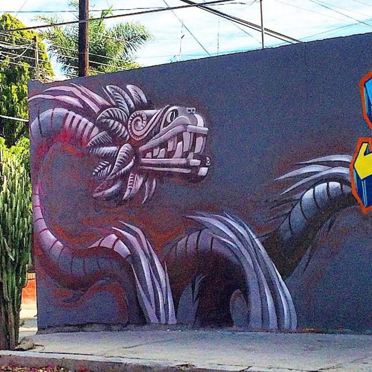 #quetzalcoatl #serpienteemplumada #prehispanic #art #graffiti #mural #prehispanico #instagraffiti #instagraff #inst… http://t.co/kJfRoVeJhy