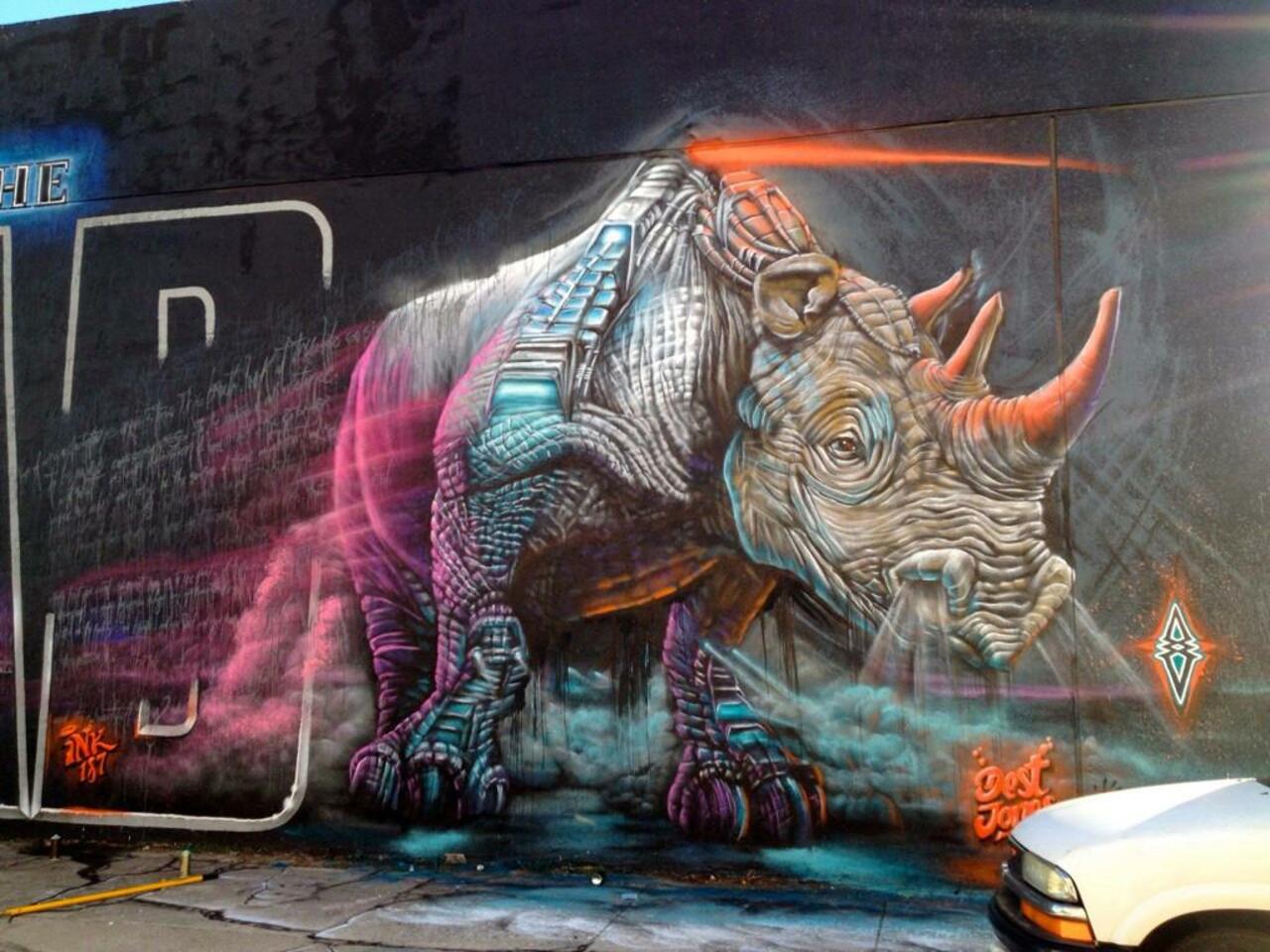 "@XSkye1: “@GoogleStreetArt: Incredible Street Art by artist Dest 

#art #mural #graffiti #streetart http://t.co/i1FbQMFR2o”"