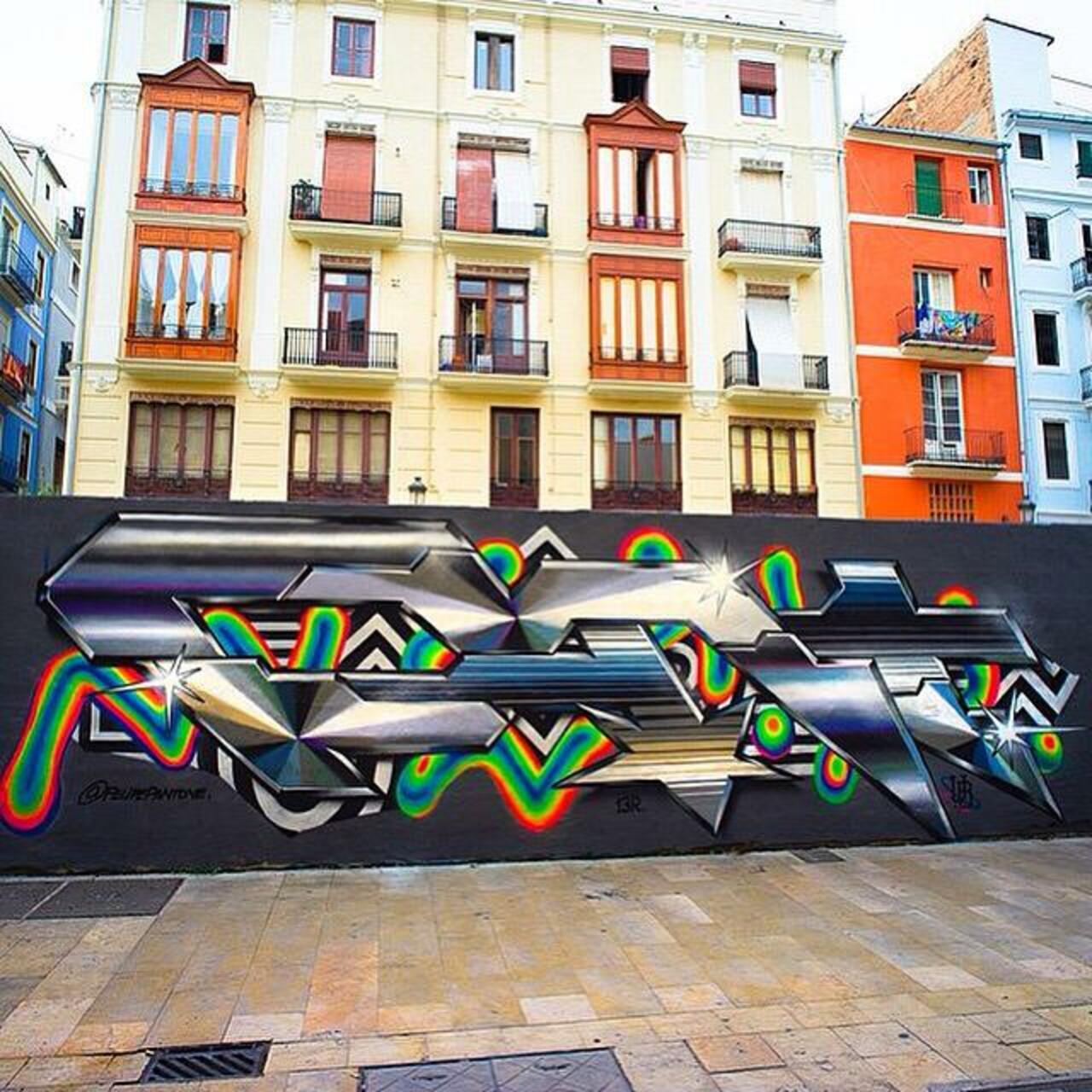 Estos #graffosguapos @spokbrillor y @felipepantone en Valencia, #España #graffiti #streetart #mural http://t.co/dIfUUFYJ7t