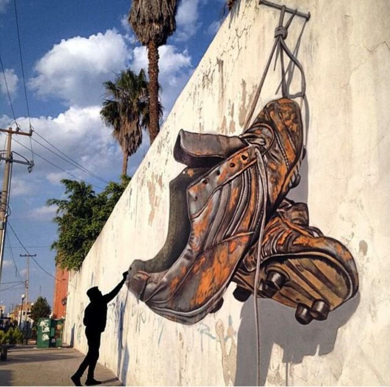 RT GoogleStreetArt "Awesome anamorphic 3D Street Art by Juandres Vera 

#art #graffiti #mural #streetart http://t.co/s5ZGH91KCv"