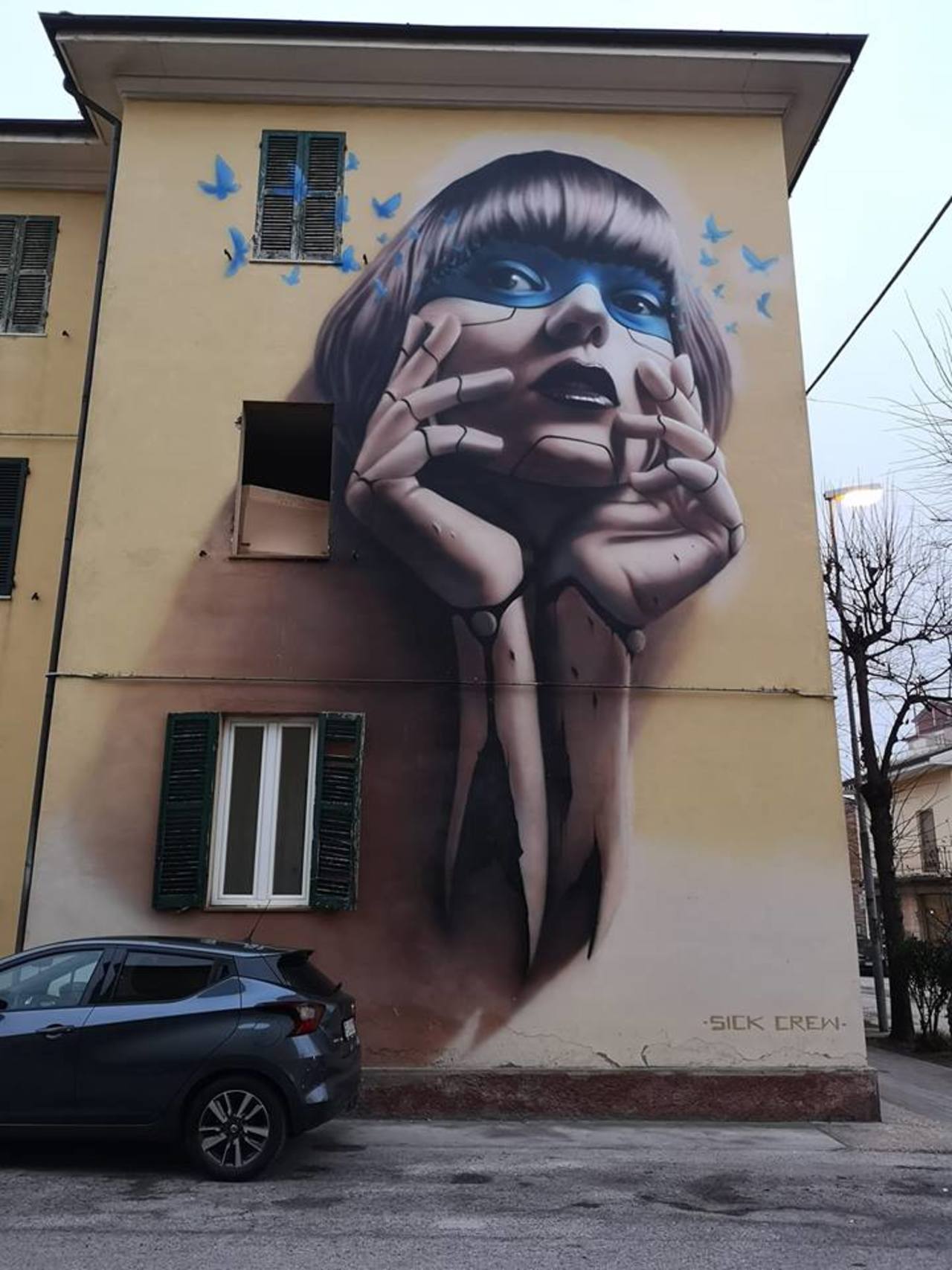 ... beauty and lightness in a different view. Art by Sick Crew in Civitanova Marche, Italy #StreetArt #Art #Beauty #DifferentView #Graffiti #Mural #UrbanArt #Macerata https://t.co/k51OQ1m1Il