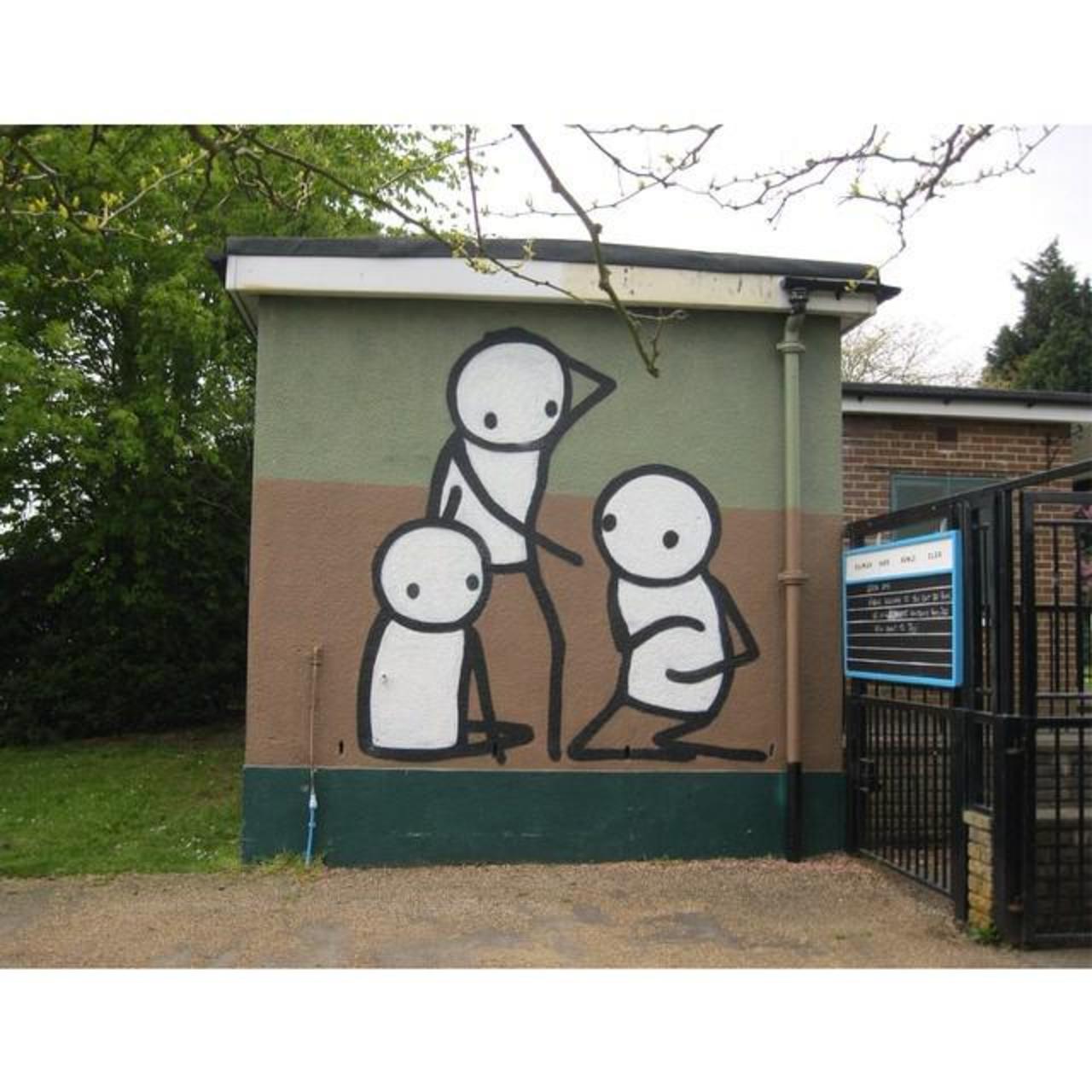 By Stik ( May 2013)
#stik #dulwichstreetartfestival #graffiti #graff #streetart #streetartlondon #art #aerosolart … http://t.co/eRhzx4RDhW