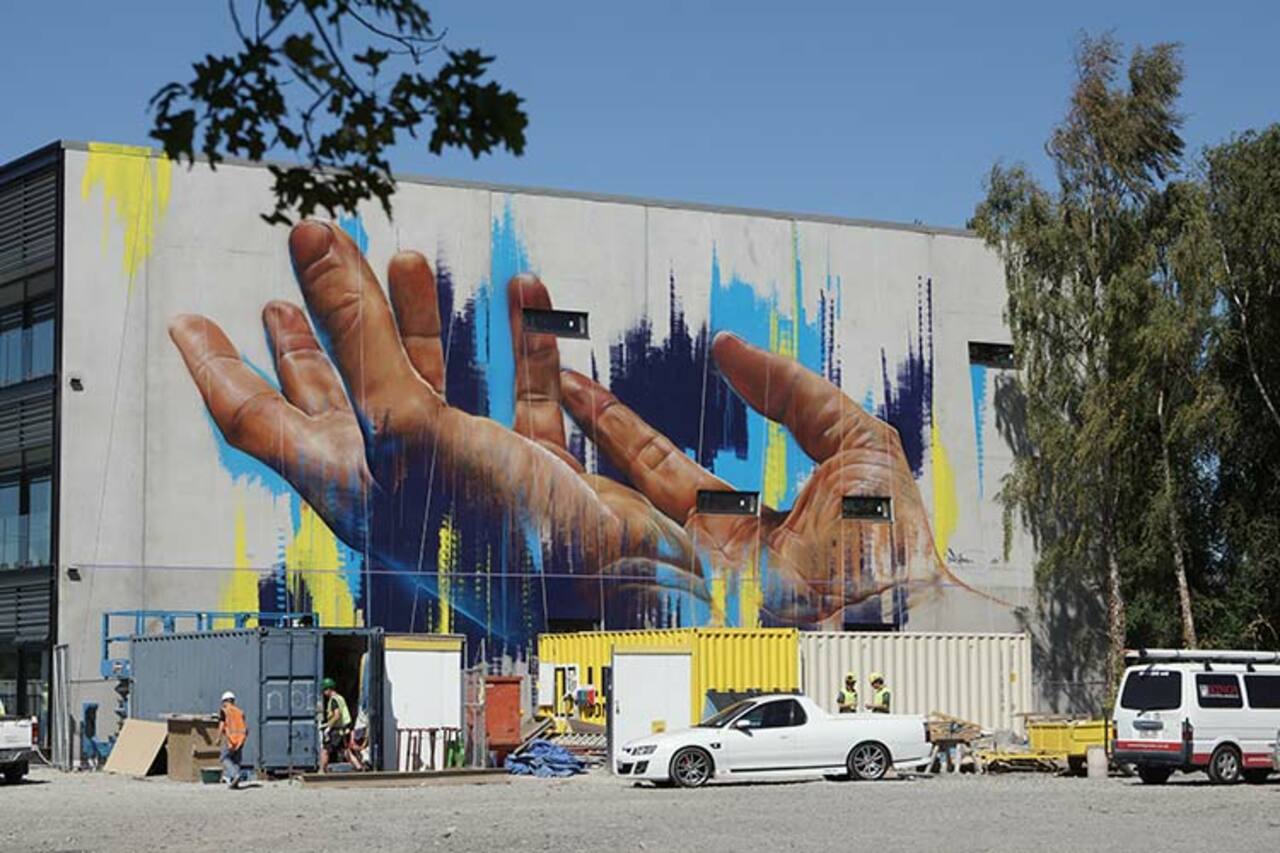 New #Mural by Adnate
#streetart #urbanart #graffiti http://t.co/i8w2K4NUfL
