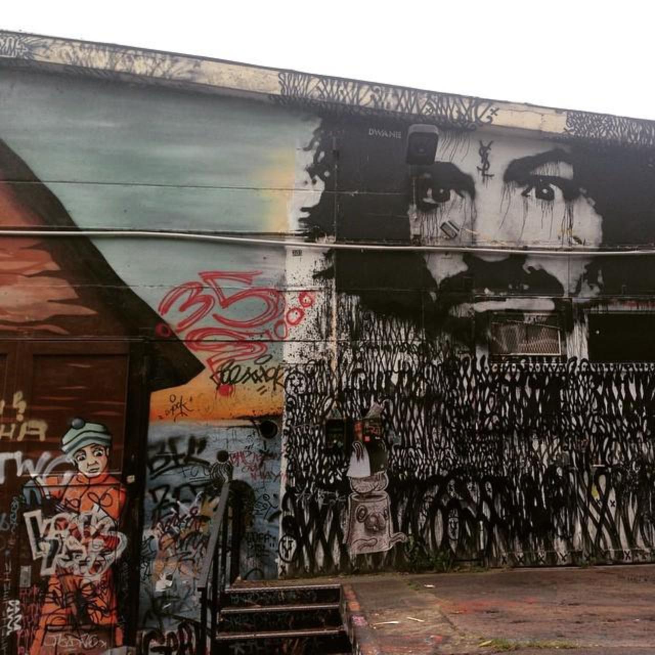 #rawgelände #raw #rawtemple #rawtempel #wall #mural #dwane #instagraffiti #graffiti #graffitiart #graffitigram #str… http://t.co/nEsIyePxJC