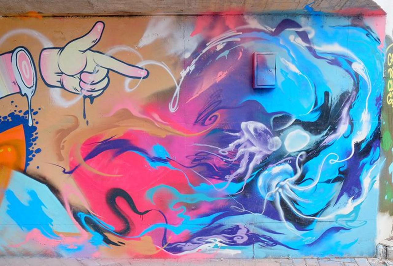 RT "@EseGraffiti: Abstracto
Shenzhen, China
Artista: Whyyy
#art #streetart #mural #graffiti http://t.co/cAhCcyEfZ2"