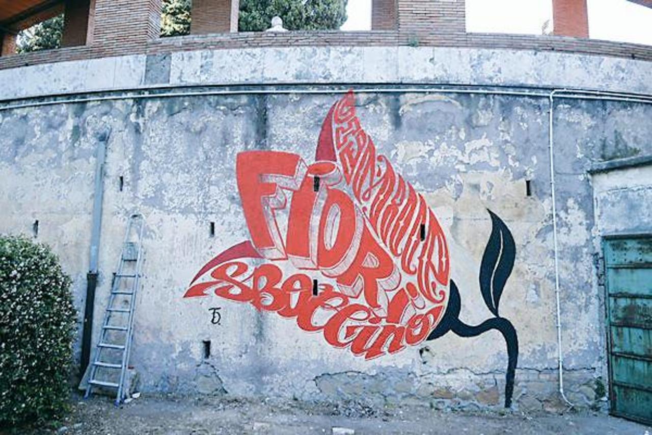 Daniele Tozzi #rome #pigneto #StreetArt #stencil #graffiti #urbanart #Mural #murales #stencil http://t.co/vaiaKT8ymt