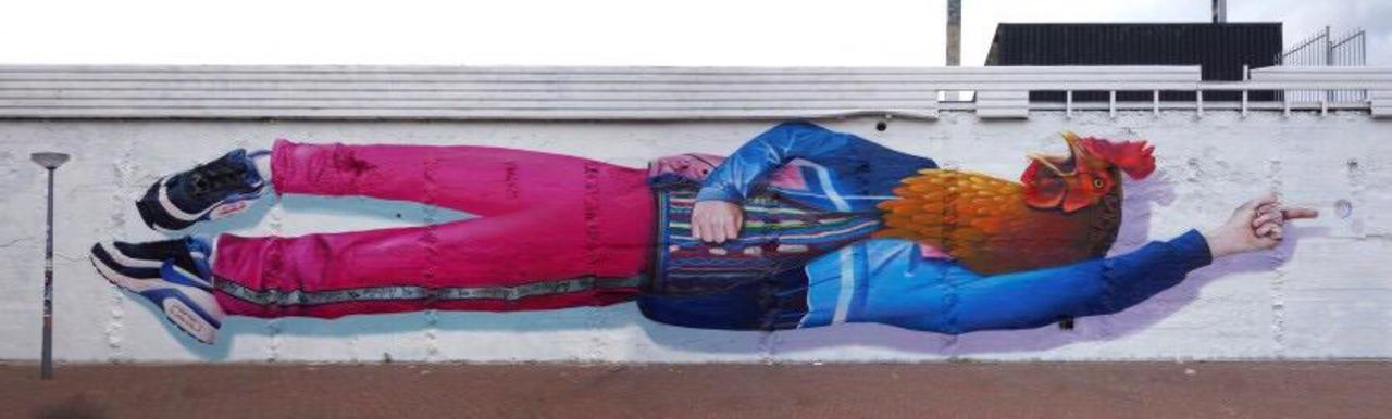 Super A
#streetart #art #graffiti #mural http://t.co/YiO8YcXS0C