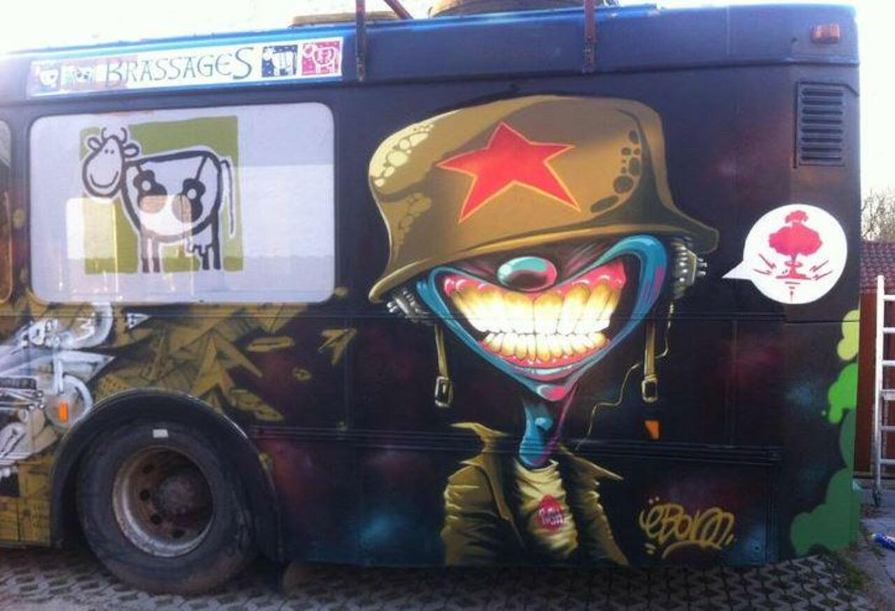 “@5putnik1: Funk Truck Trooper  • #streetart #graffiti #art #funky #dope . : http://t.co/6vQjZPxYxg”