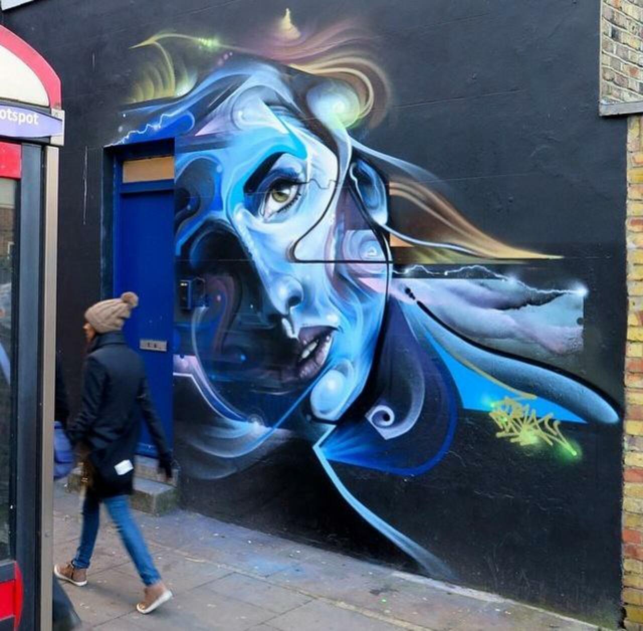 Beautiful! RT! "@GoogleStreetArt: Street Art by MrCenzOne 

#art #arte #graffiti #streetart http://t.co/7bSH4N8poF”