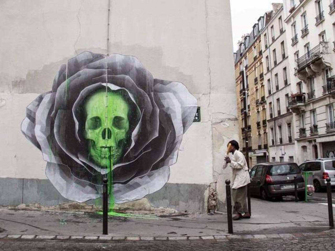 Artista: Ludo 
París, Francia
#art #streetart #mural #graffiti http://t.co/oE9IpHLtKC