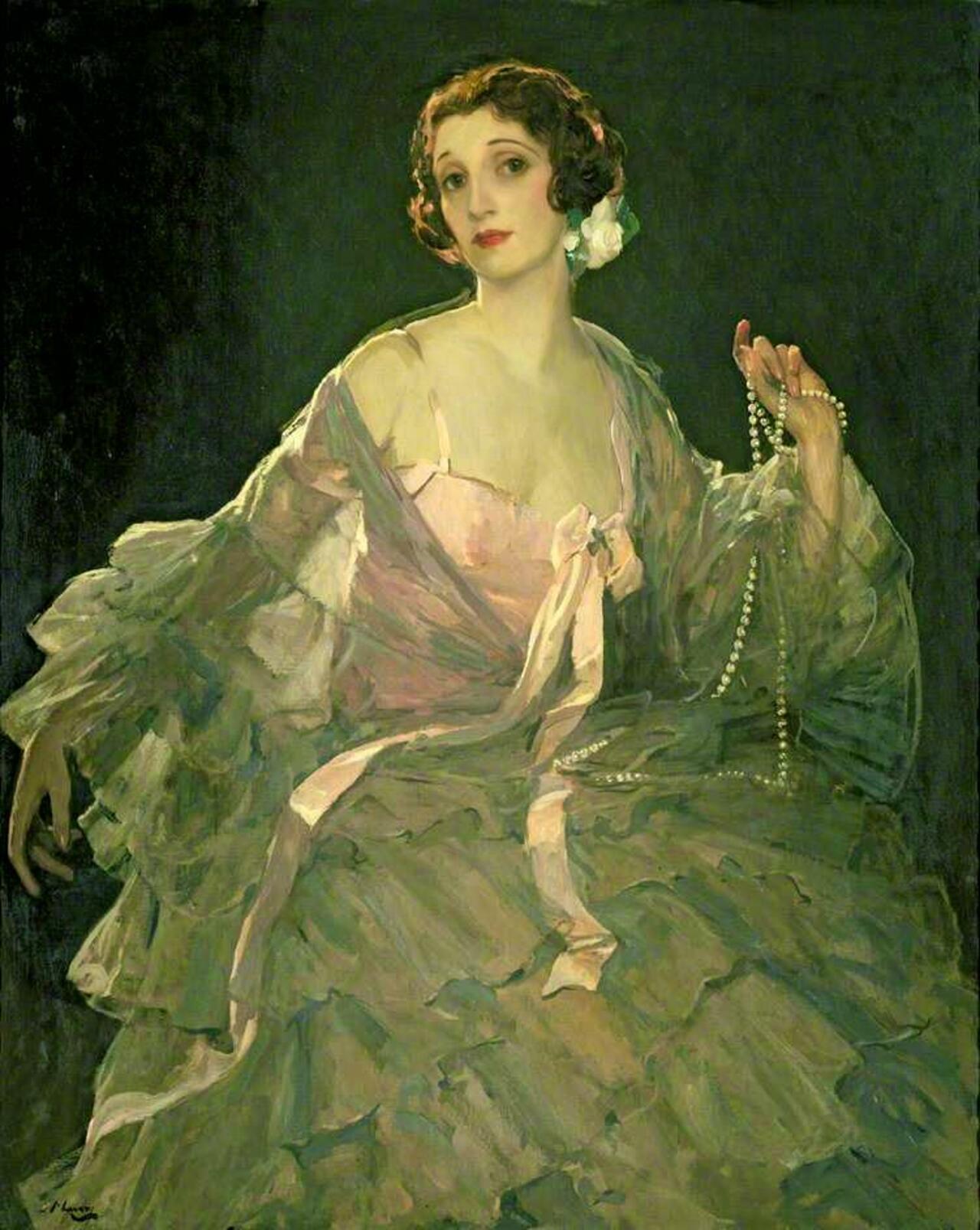 RT @yebosfaye: Greetings All♥
<Sir John Lavery
‘Lady Lavery
Hazel in Rose and Grey’ 1922 http://t.co/vKhTBUJgFZ