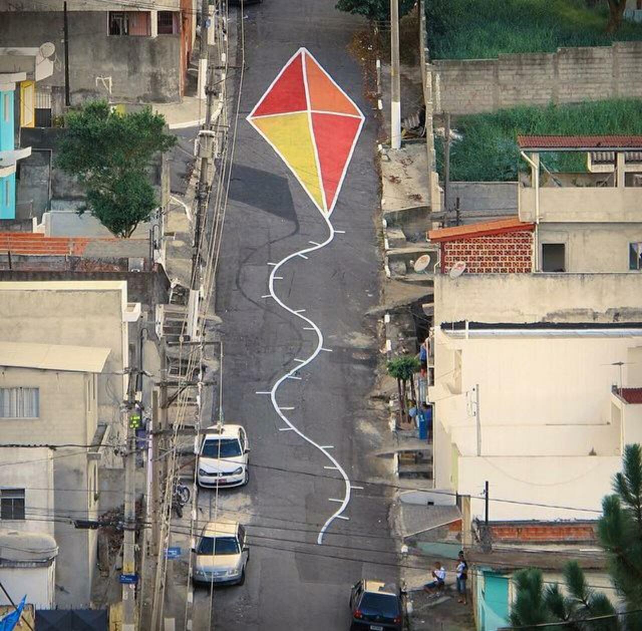 Anamorphic Street Art by Tec Fase in São Paulo 

#art #arte #graffiti #streetart http://t.co/kPvRz7z2mt