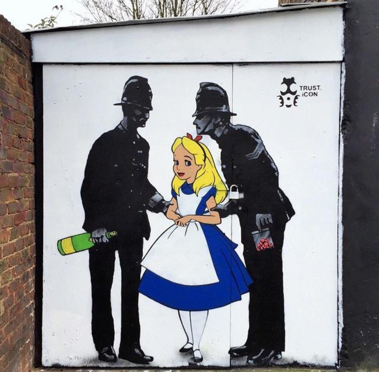 New Street Art by iCON in Camden, London 

#art #arte #graffiti #streetart http://t.co/y7NIFDsTJN