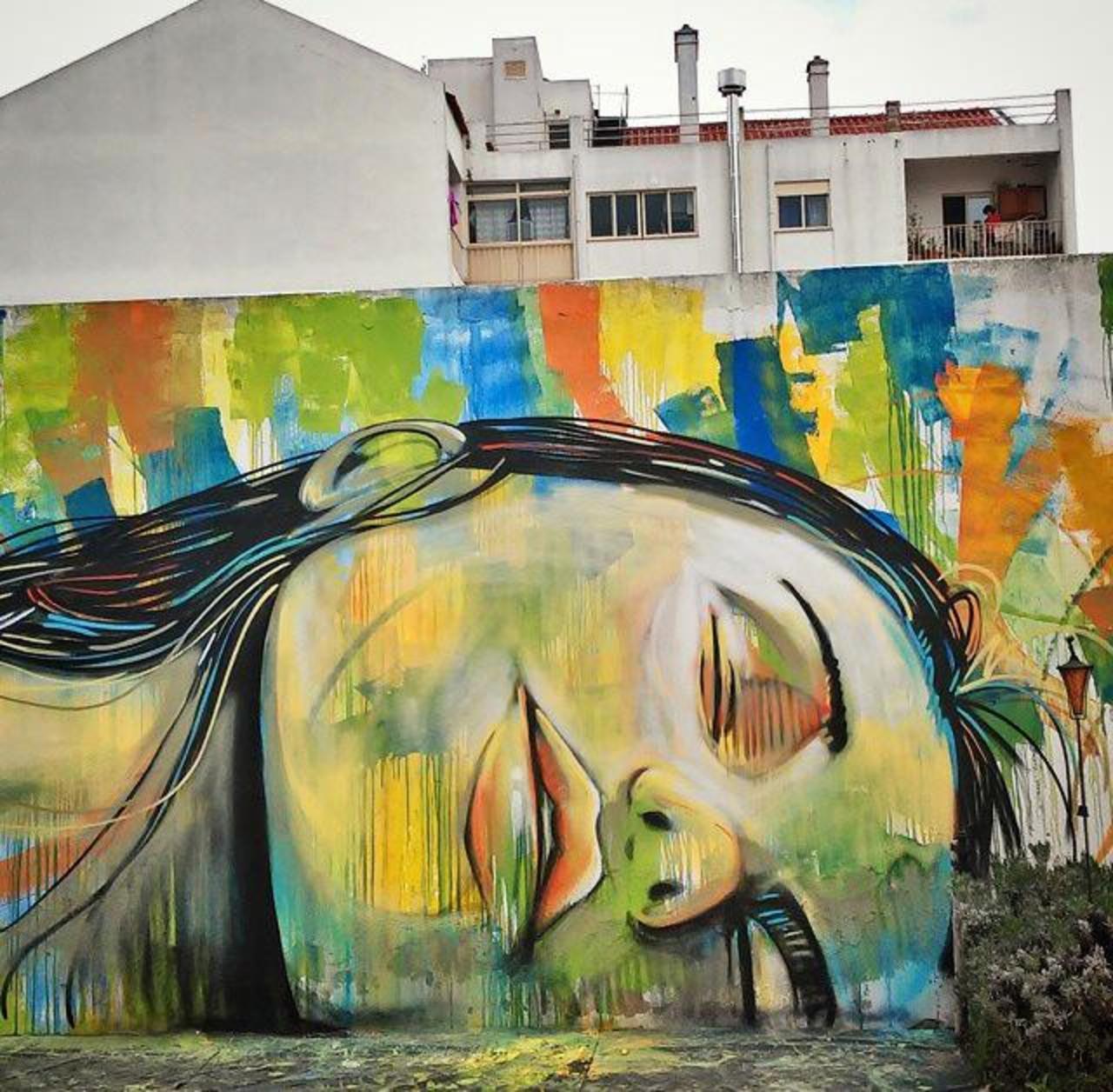 New Street Art wall in Ponte de Sor, Portugal by Alice Pasquini 

#art #arte #graffiti #streetart http://t.co/FKvAy5KFoy